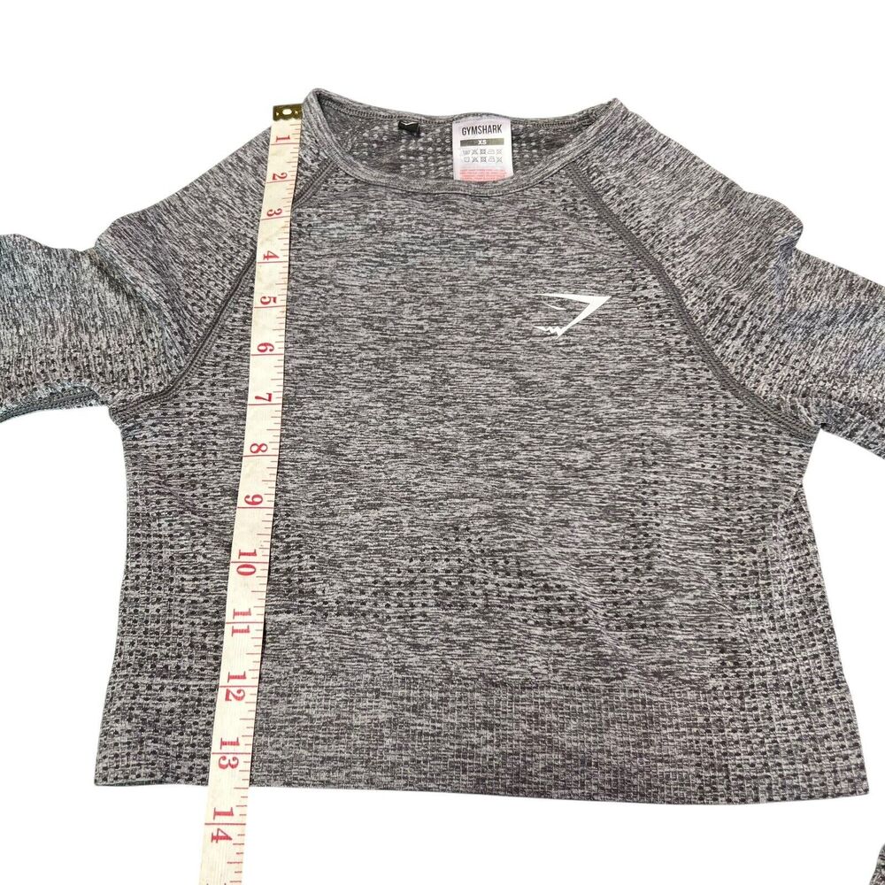 Gymshark Vital Seamless Women’s XS Heather Gray Round Neck Crop Top Thumbholes - Picture 11 of 12